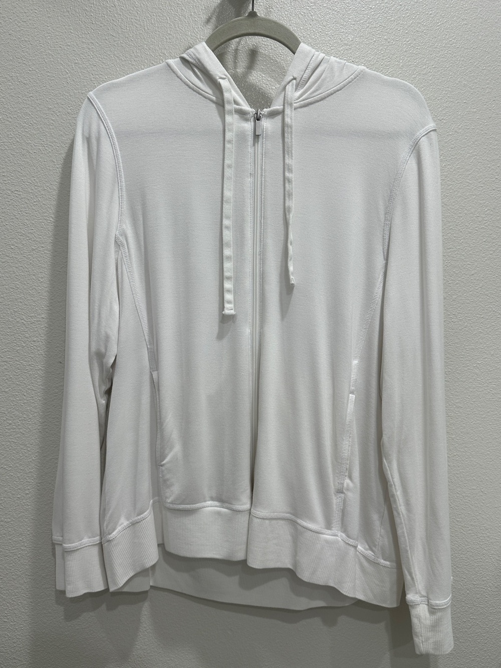 Workshop Republic Clothing White Zip-Up Hooded Sweater